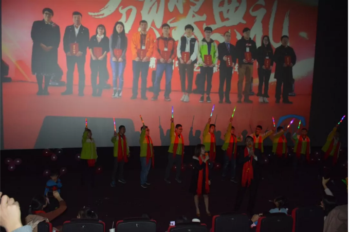 萬磊家宴圓滿落幕,向萬磊平凡英雄致敬!